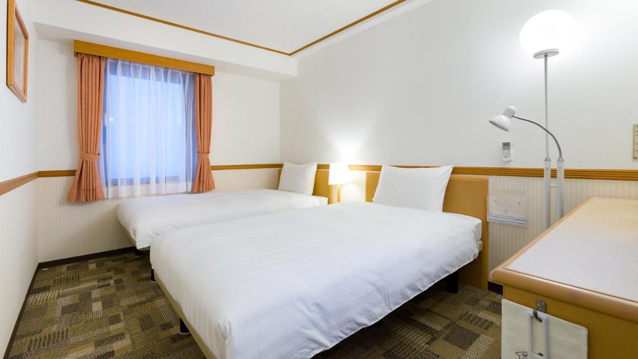 Toyoko Inn Shonan Hiratsuka Eki Kita Guchi No 1 Buitenkant foto